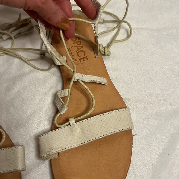 NWOT l space by coco belle lace up sandals - Picture 4 of 9